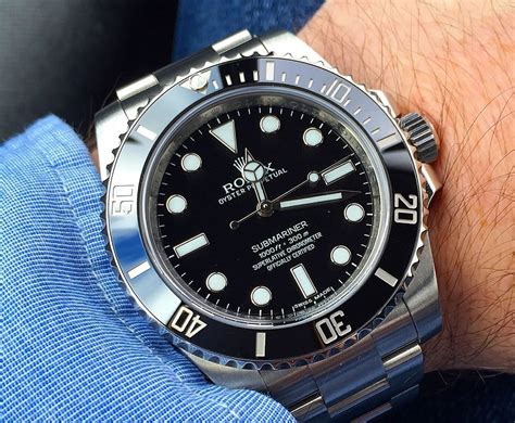 Acquista Rolex Submariner 114060 